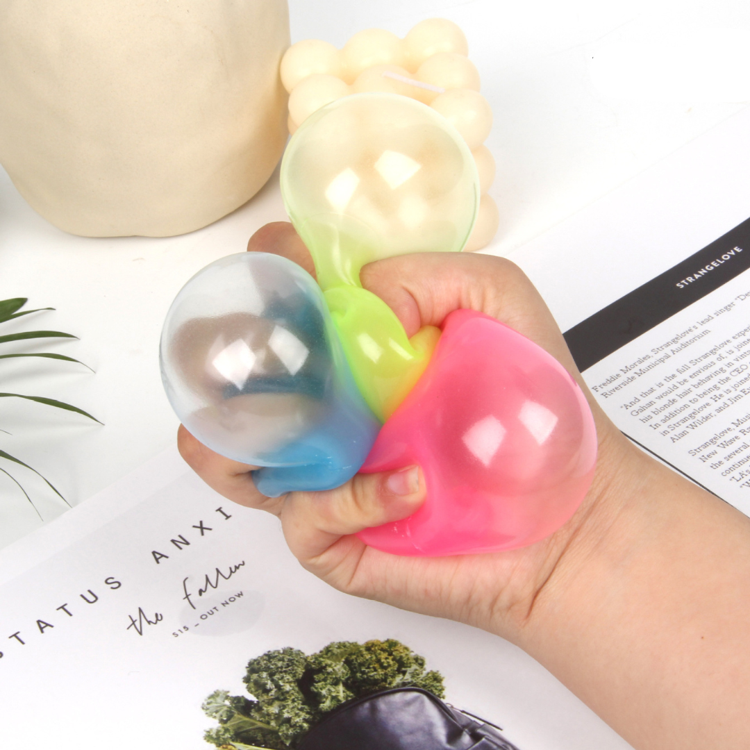Irish Supply, GLOWSPLAT 2pcs Luminous Sticky Wall Balls