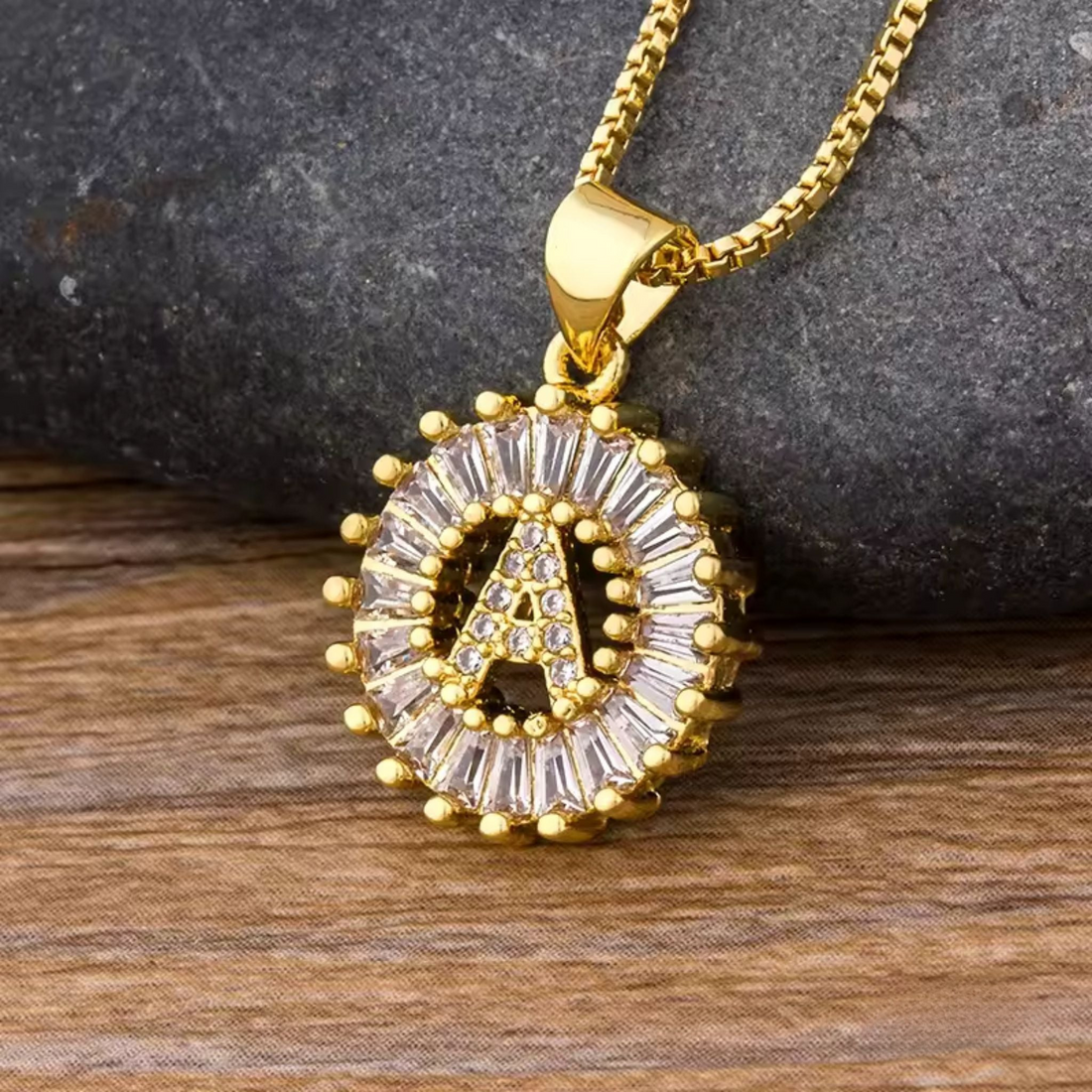 GLEAMIA Diamond Shine Letter Necklace